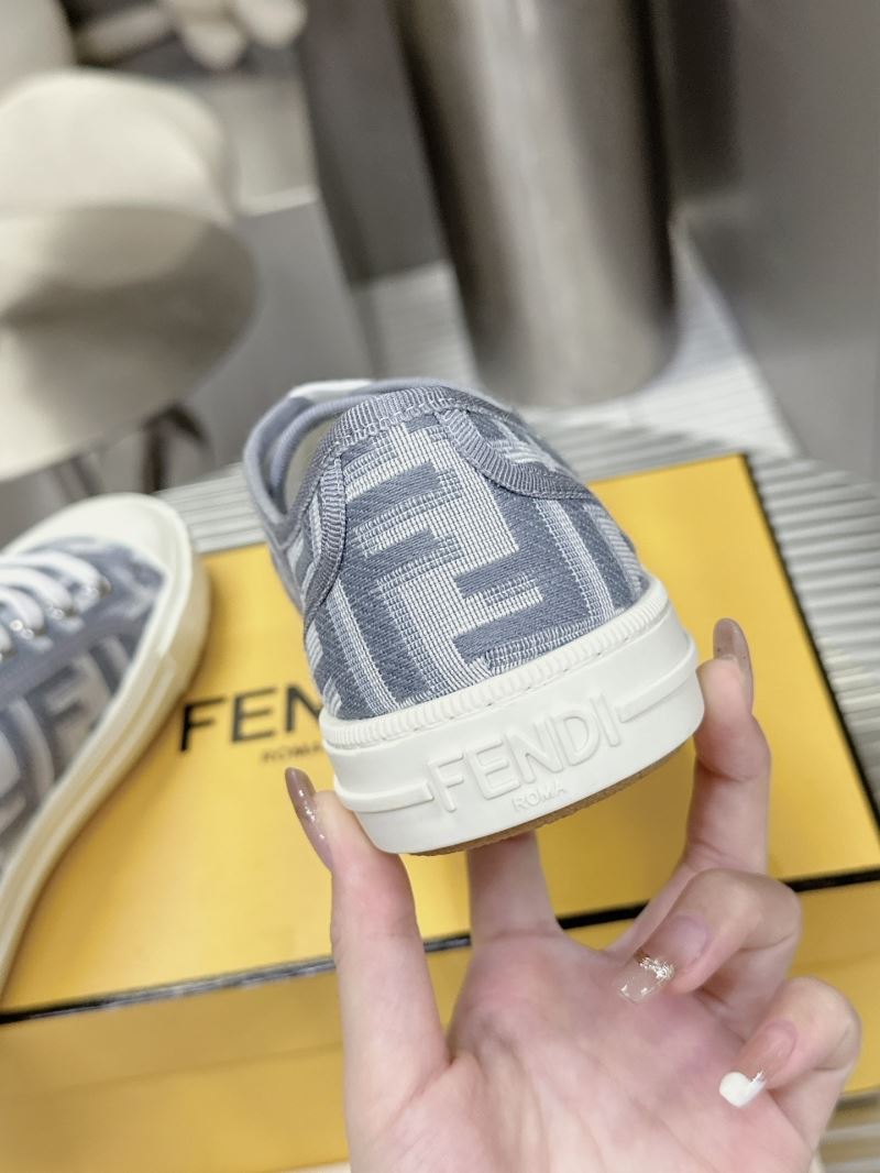 Fendi Low Shoes